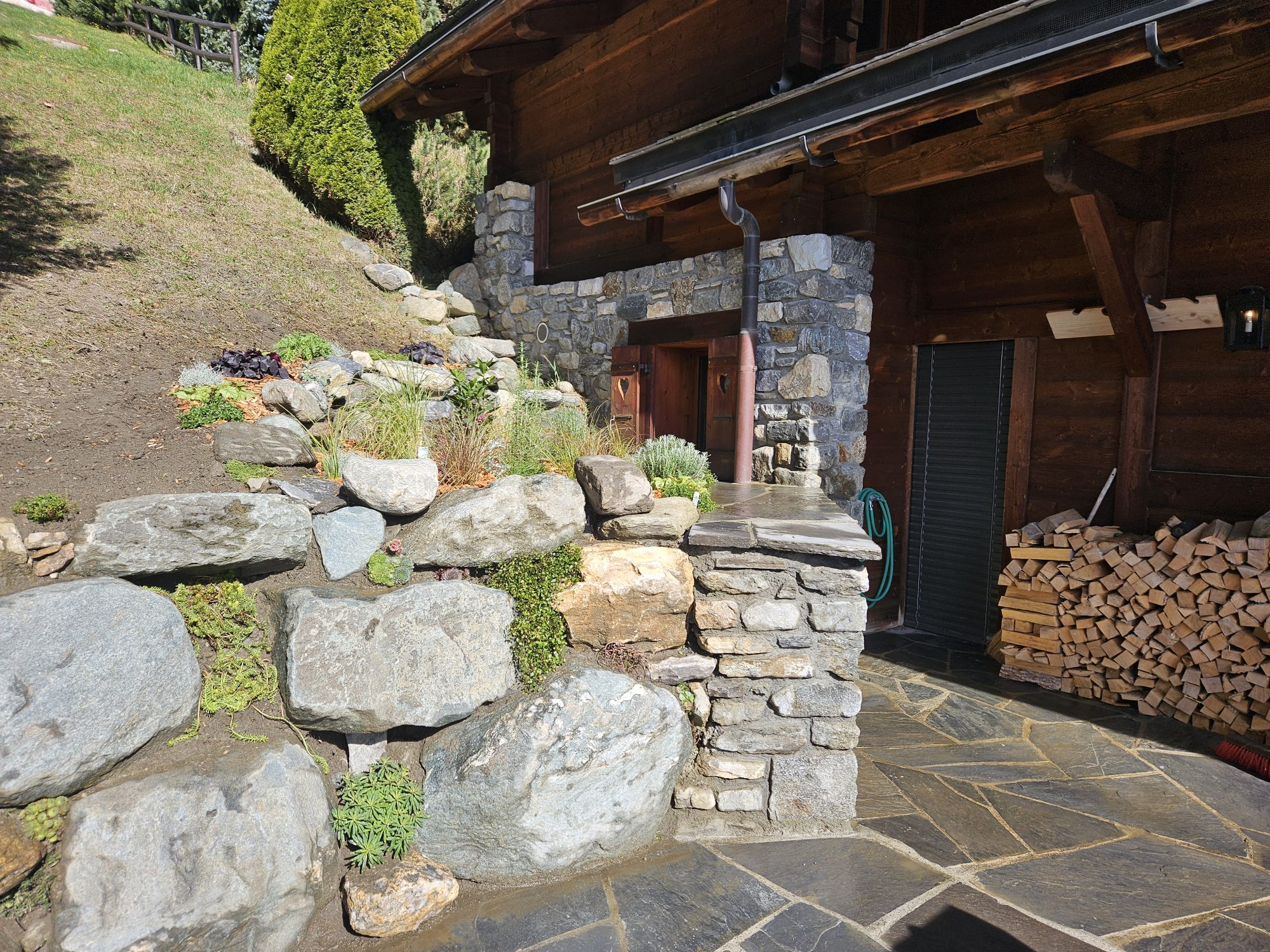 Chalet dry-stone wall & patio